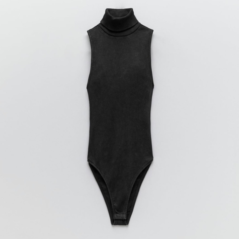 𝗡𝗪𝗧 𝗭𝗮𝗿𝗮 • Washed Effect Ribbed - Picture 4 of 7